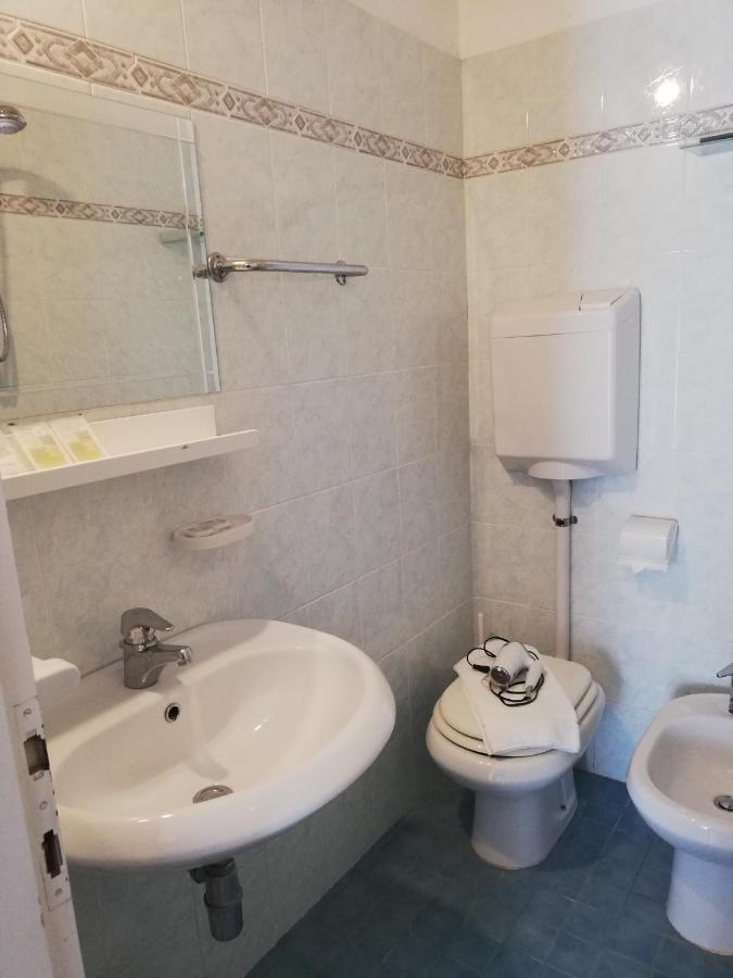 Hotel La Bella Vita Rimini Eksteriør bilde